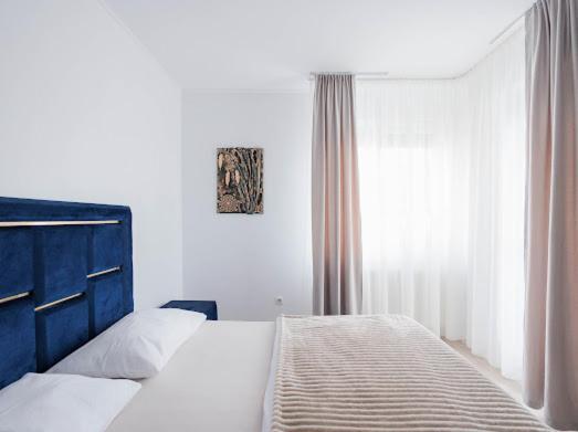 Regia Apartament Орадя Экстерьер фото